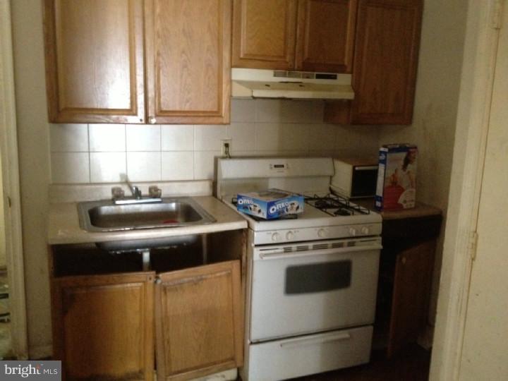 1347 East Rittenhouse Street Philadelphia, PA 19138 - Photo 1 of 8 Gallery Image 1