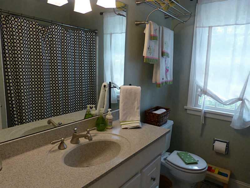 167 Boxfield Road Upper St. Clair, PA 15241 - Photo 19 of 25 Full Bath.
