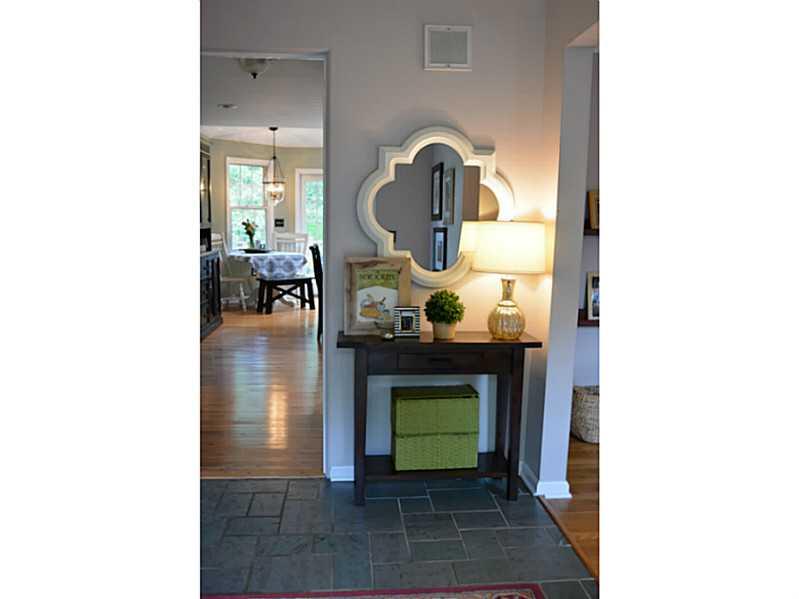 167 Boxfield Road Upper St. Clair, PA 15241 - Photo 4 of 25 Entry/Foyer.