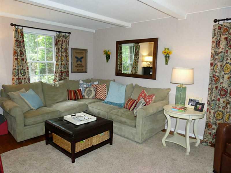 167 Boxfield Road Upper St. Clair, PA 15241 - Photo 9 of 25 Family Room.