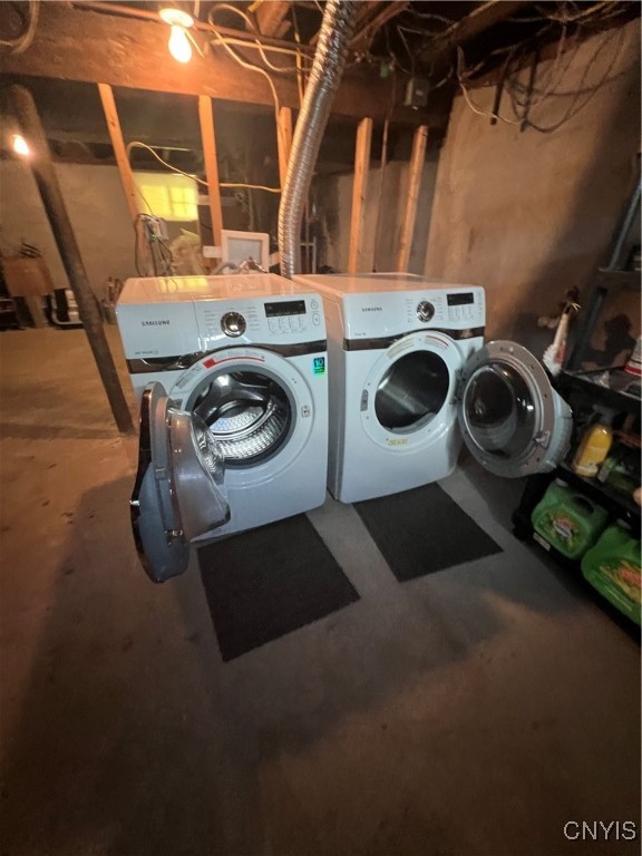 1413 Old Burrstone Road Utica, NY 13502 - Photo 12 of 25