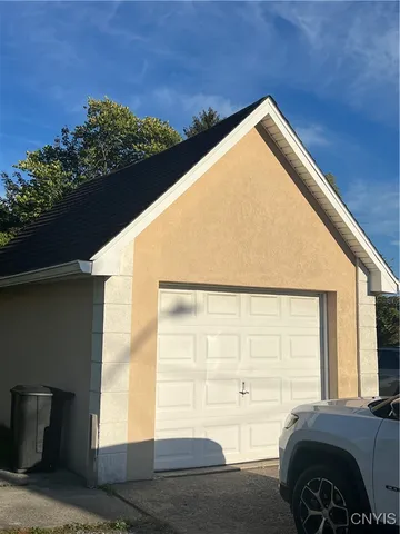 $234,900 | 1413 Old Burrstone Road, Utica, NY 13502