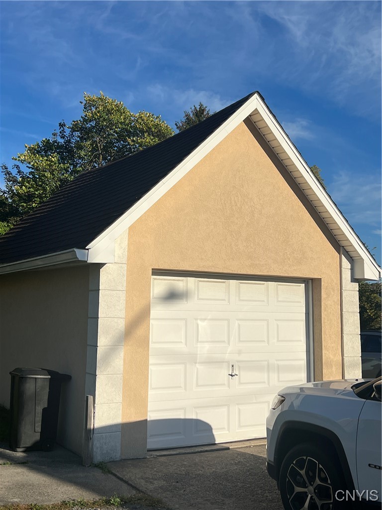 1413 Old Burrstone Road Utica, NY 13502 - Photo 23 of 25