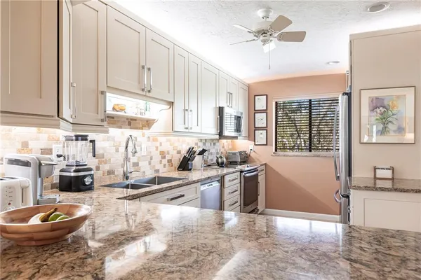 $2,500 | 1531 Clower Creek Drive, Unit HA245, Sarasota, FL 34231
