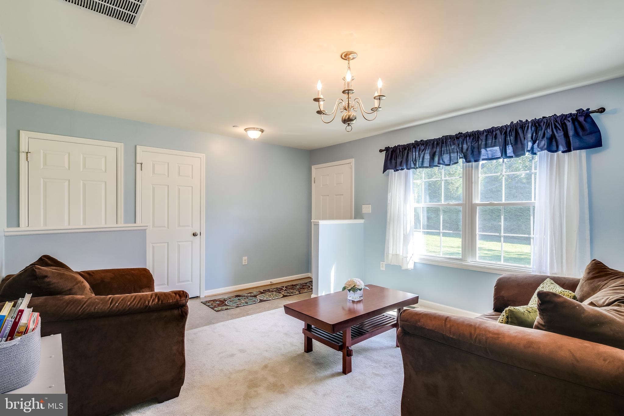 15210 Frederick Road Woodbine, MD 21797 - Photo 15 of 22 Dining Room & Foyer (Upper Level)