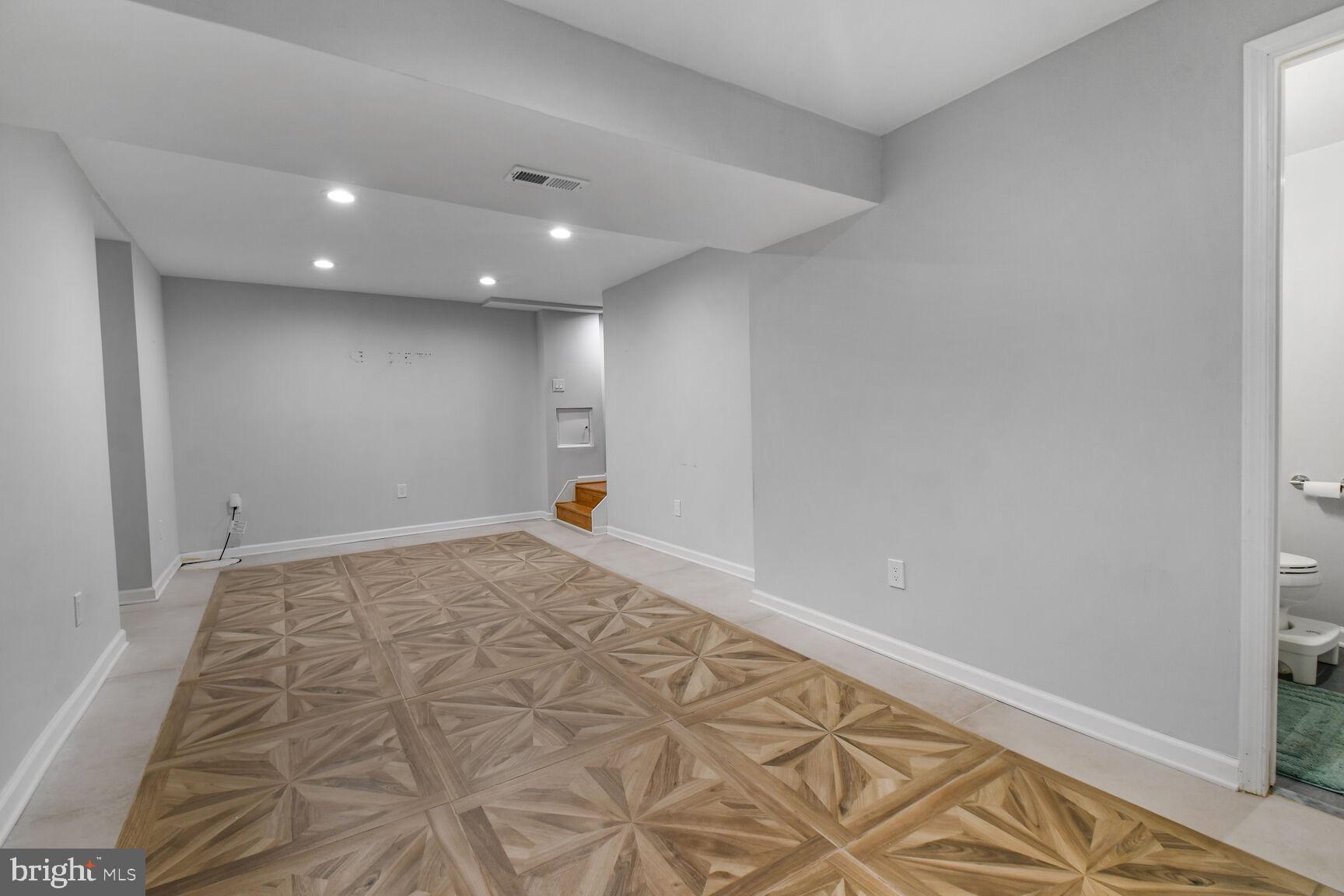15320 Baileys Lane Silver Spring, MD 20906 - Photo 26 of 28 a view of empty room