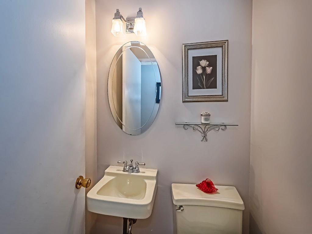 823 Rolling Rock Road Pittsburgh, PA 15234 - Photo 12 of 26 Gallery Image 12