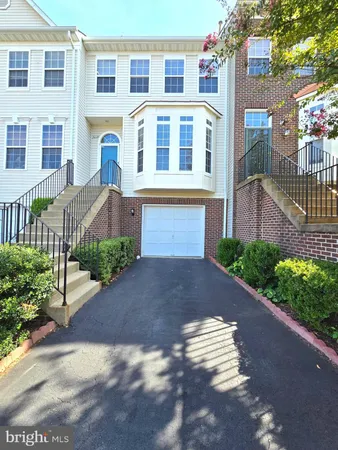 $2,950 | 6235 Frosty Winter Court, Centreville, VA 20120