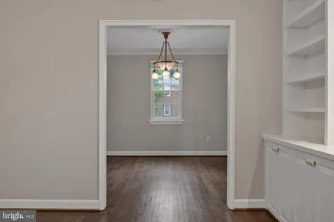 $385,000 | 6 Ashby Street, Unit C, Alexandria, VA 22305