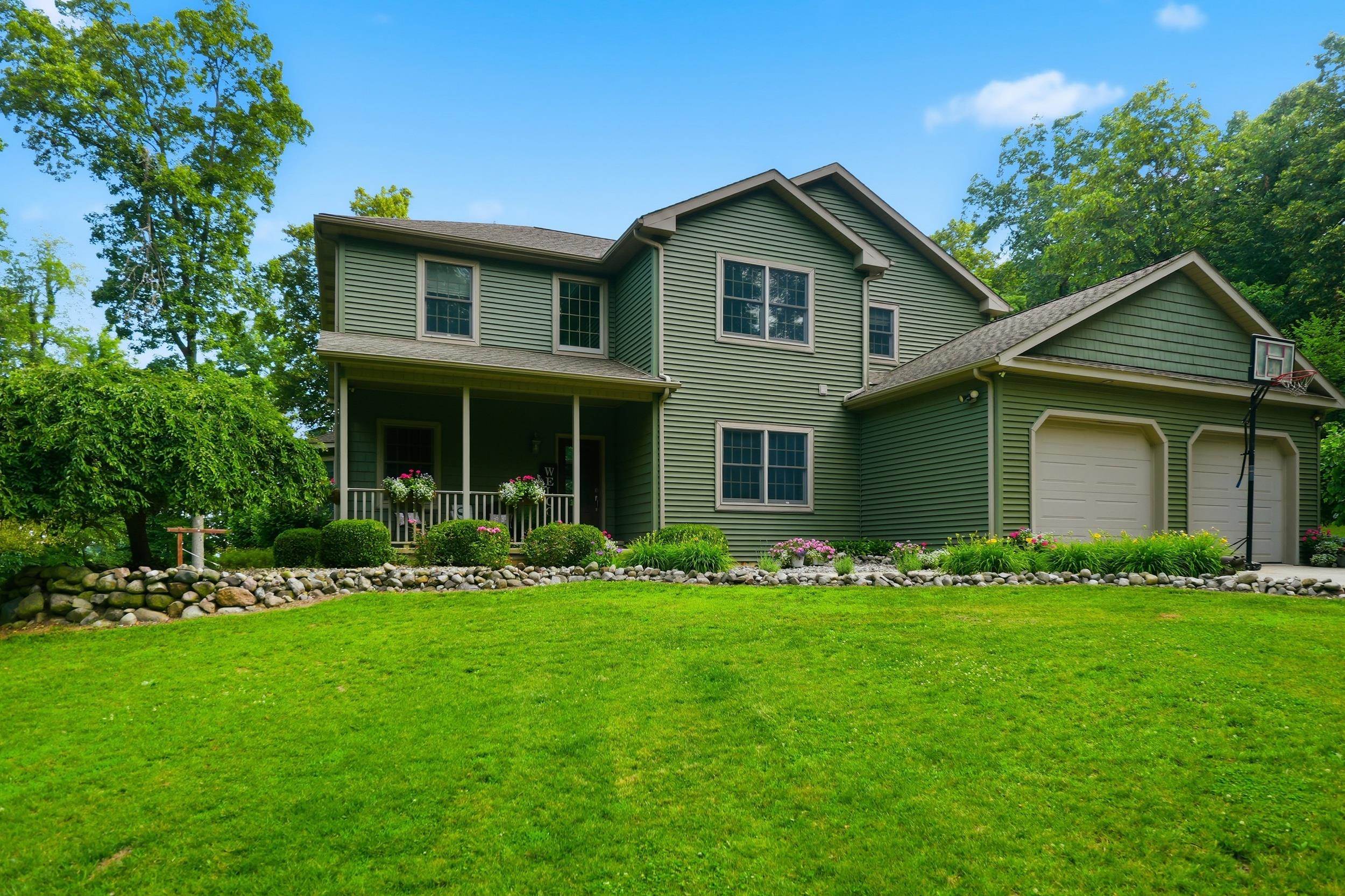 8635 East 100 South Lagrange, IN 46761 - Photo 1 of 41