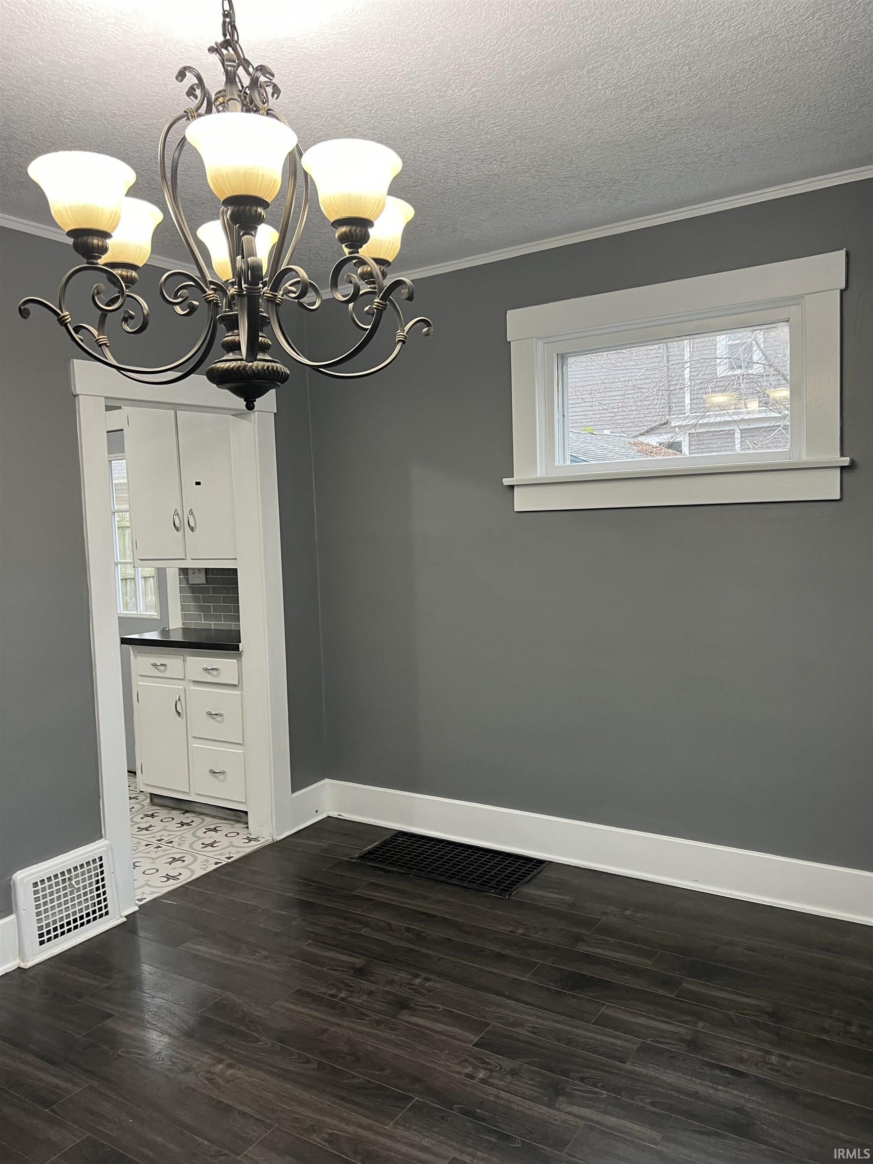 3624 Webster Street Fort Wayne, IN 46807 - Photo 13 of 36