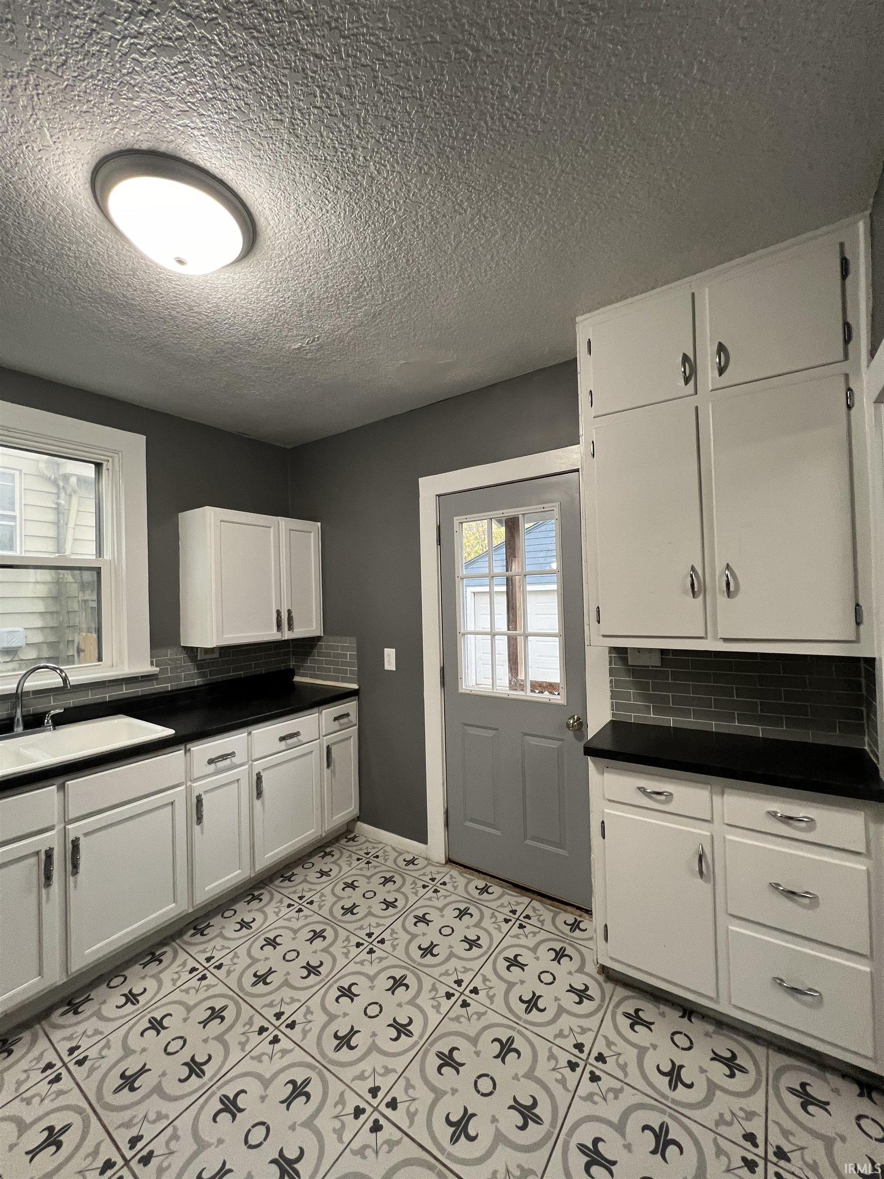3624 Webster Street Fort Wayne, IN 46807 - Photo 18 of 36