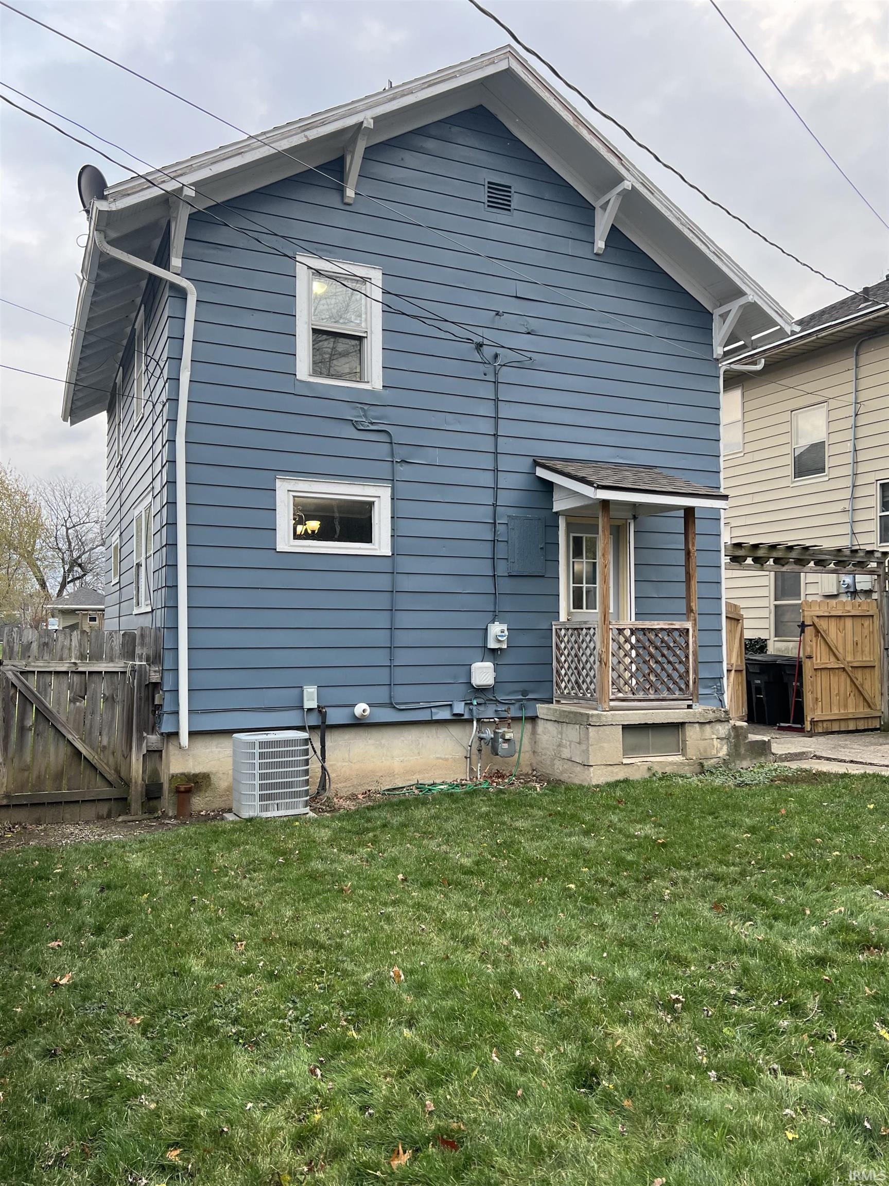 3624 Webster Street Fort Wayne, IN 46807 - Photo 3 of 36
