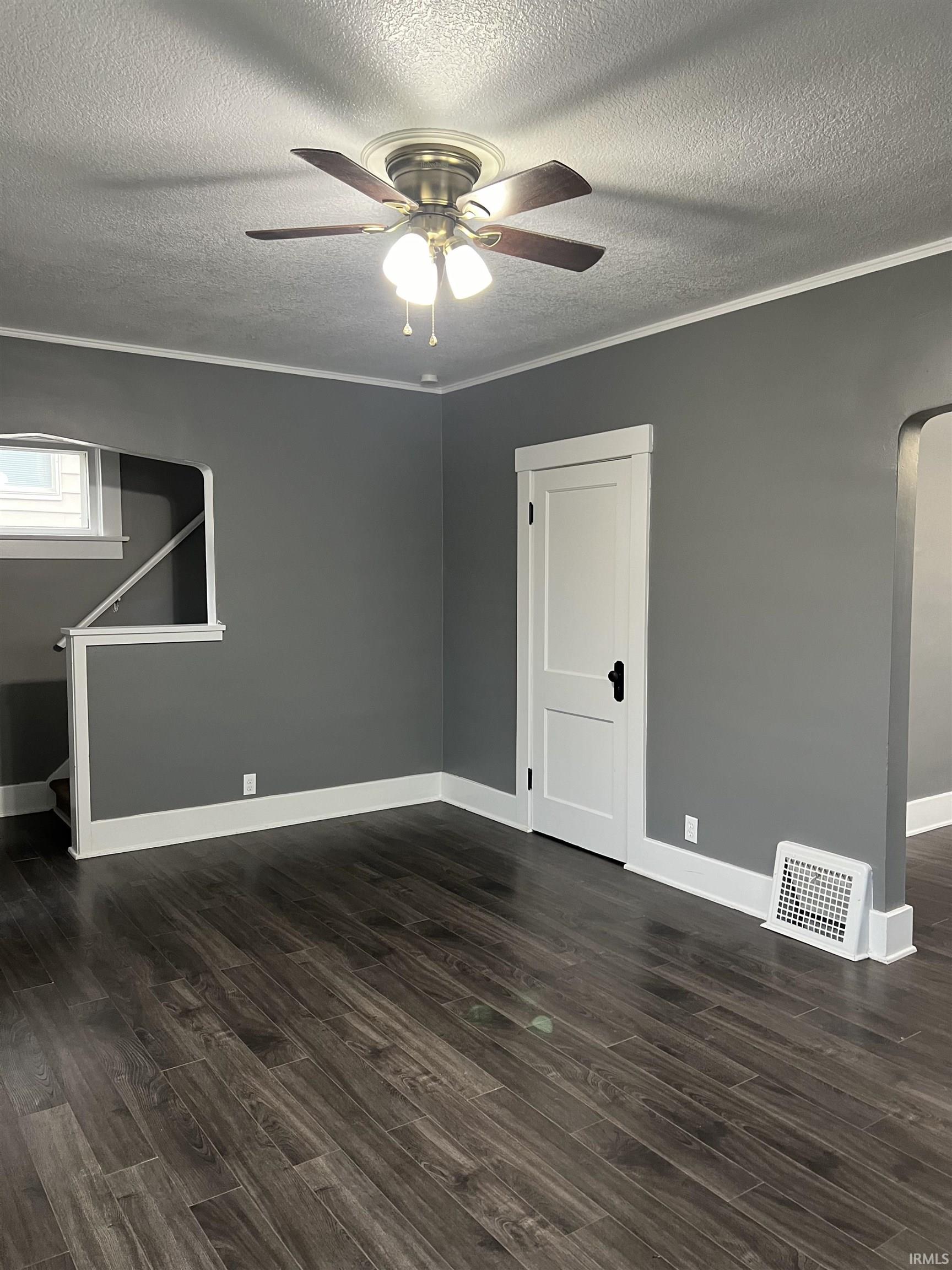 3624 Webster Street Fort Wayne, IN 46807 - Photo 7 of 36