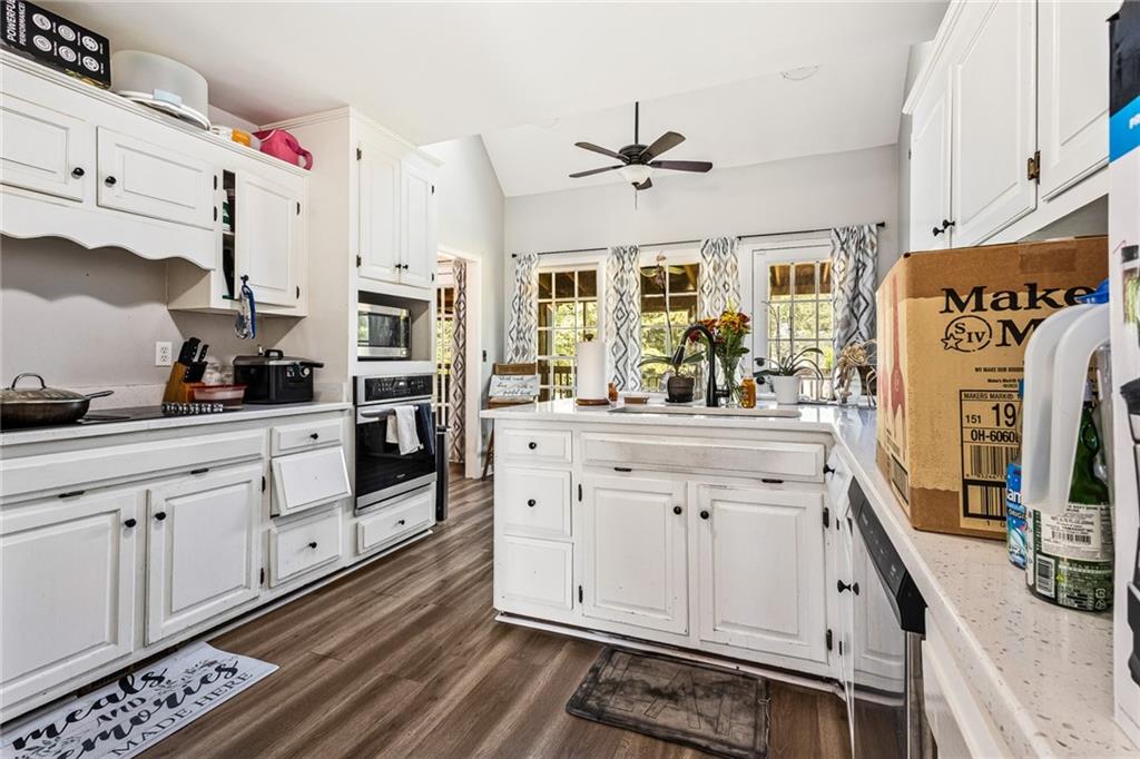 1211 Sandy Creek Road Fayetteville, GA 30214 - Photo 9 of 28