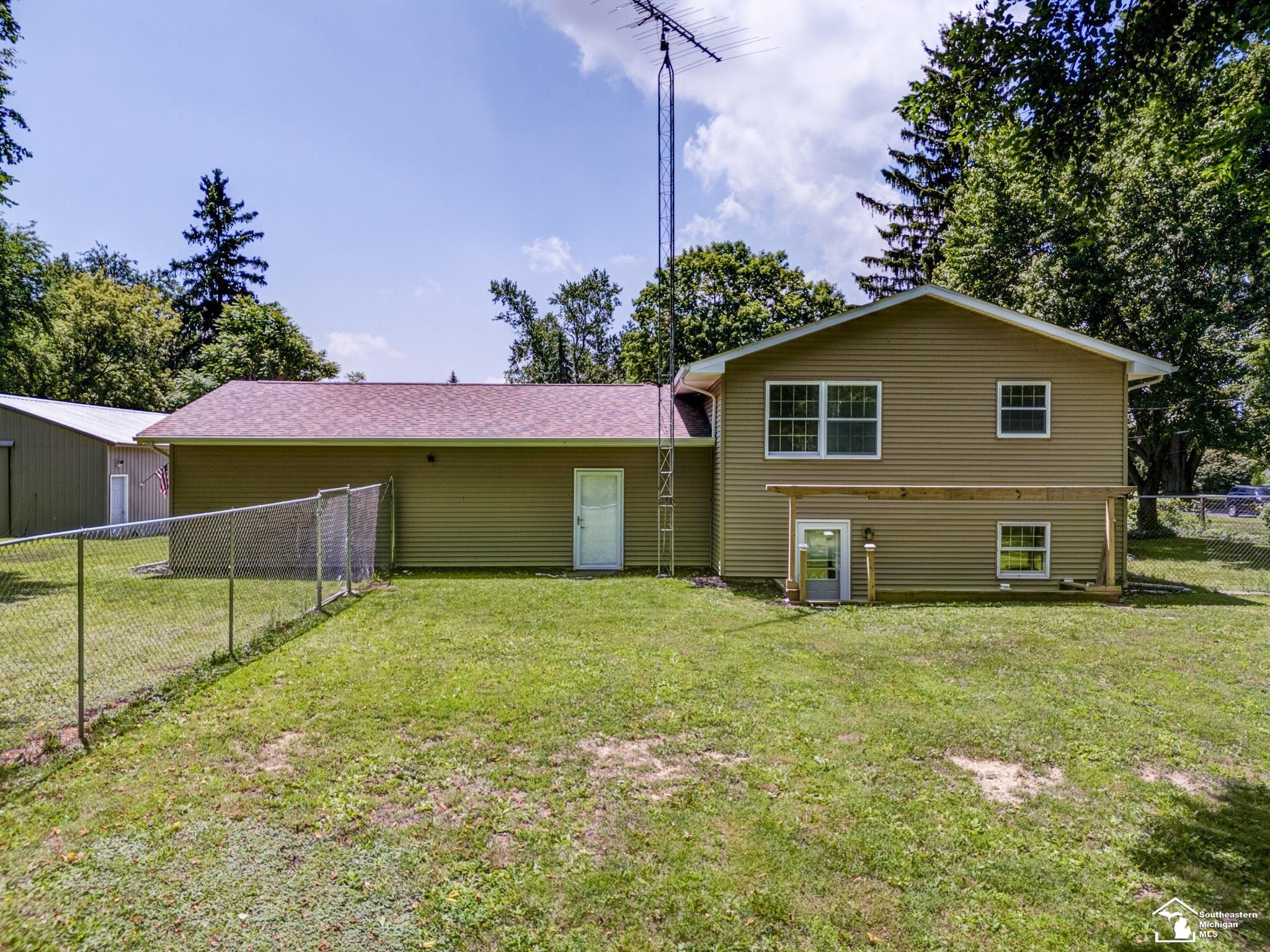 8870 Dixon Road Monroe, MI 48161 - Photo 12 of 45
