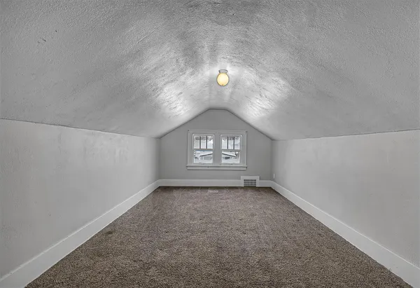 $215,000 | 428 24th Avenue North, St. Cloud, MN 56303