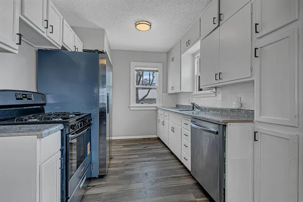 $215,000 | 428 24th Avenue North, St. Cloud, MN 56303