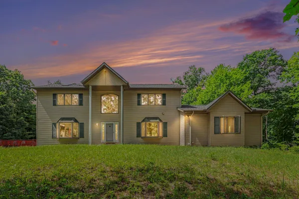 $1,650,000 | 3071 West White Lake Drive, Whitehall, MI 49461