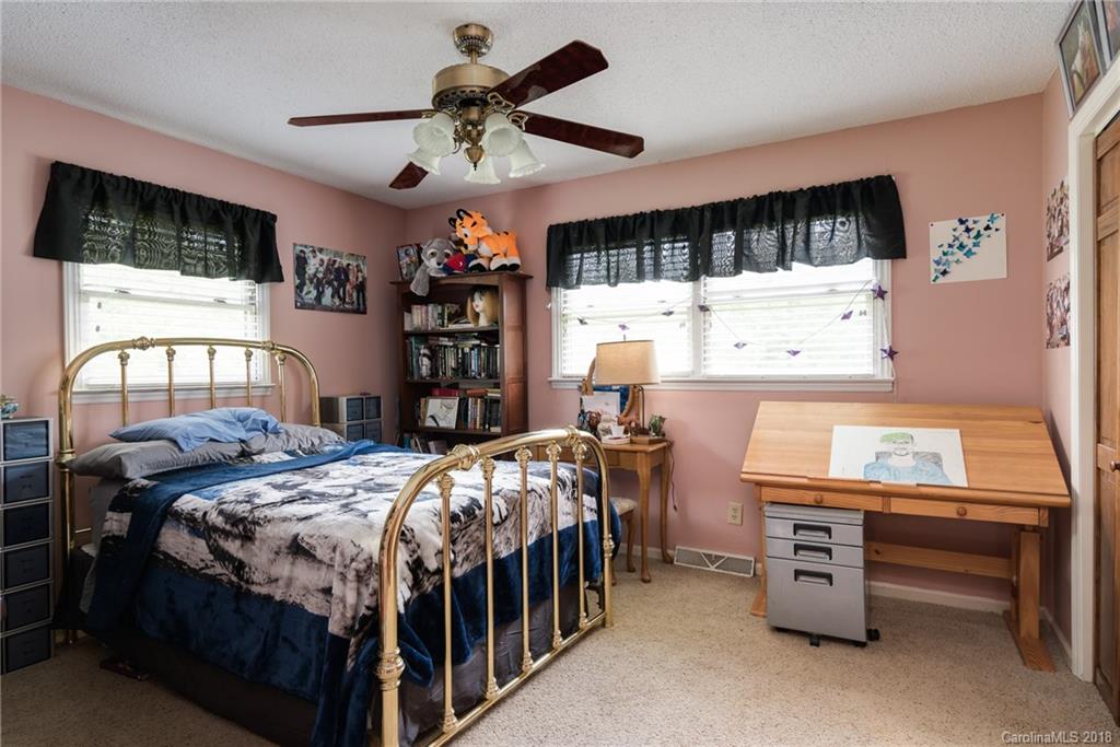 1710 Poarch Road Lincolnton, NC 28092 - Photo 15 of 31 Gallery Image 15