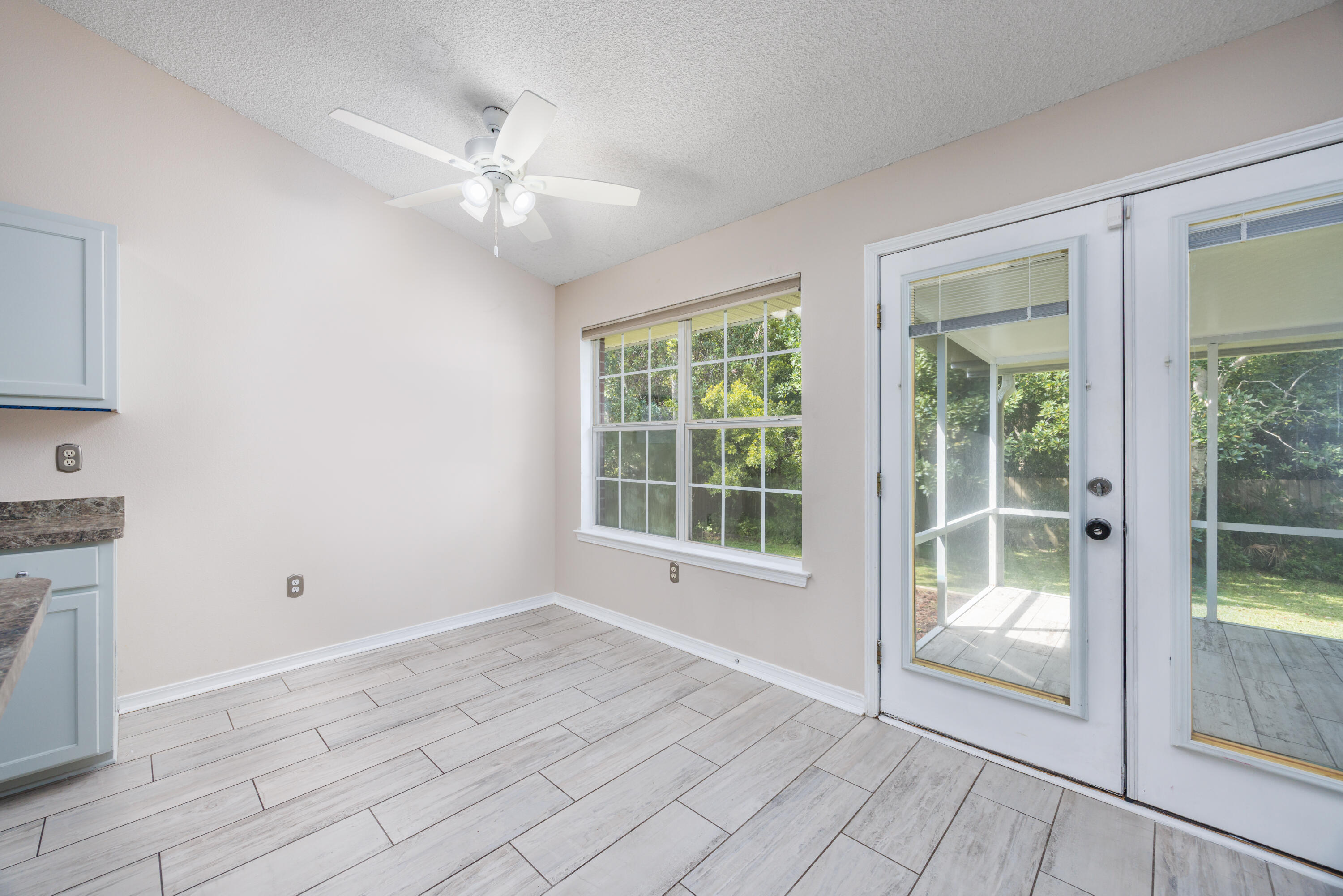 1493 Nantahala Beach Road Gulf Breeze, FL 32563 - Photo 12 of 26 1493 Nantahala Beach Rd-13