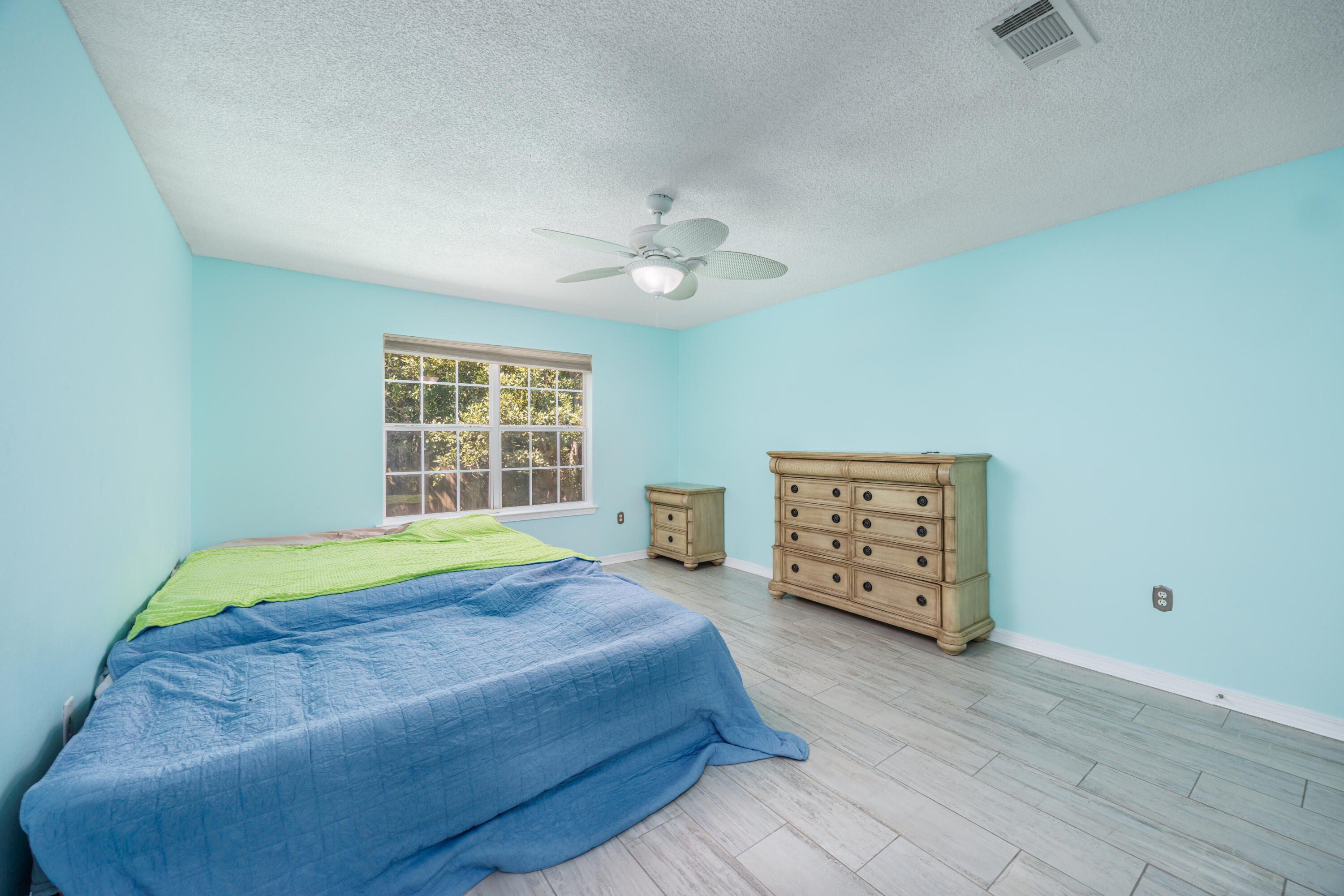 1493 Nantahala Beach Road Gulf Breeze, FL 32563 - Photo 16 of 26 1493 Nantahala Beach Rd-26