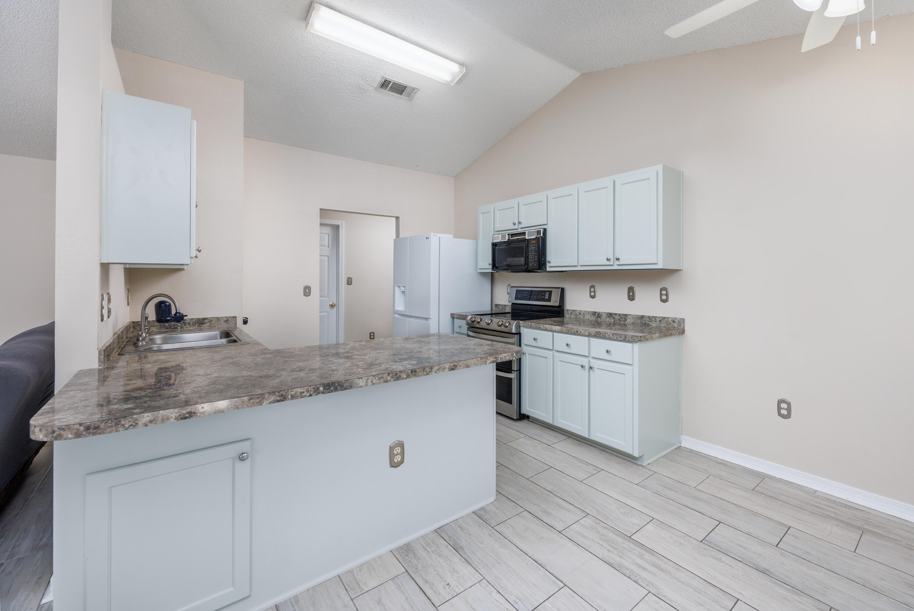 1493 Nantahala Beach Road Gulf Breeze, FL 32563 - Photo 7 of 26 1493 Nantahala Beach Rd-14