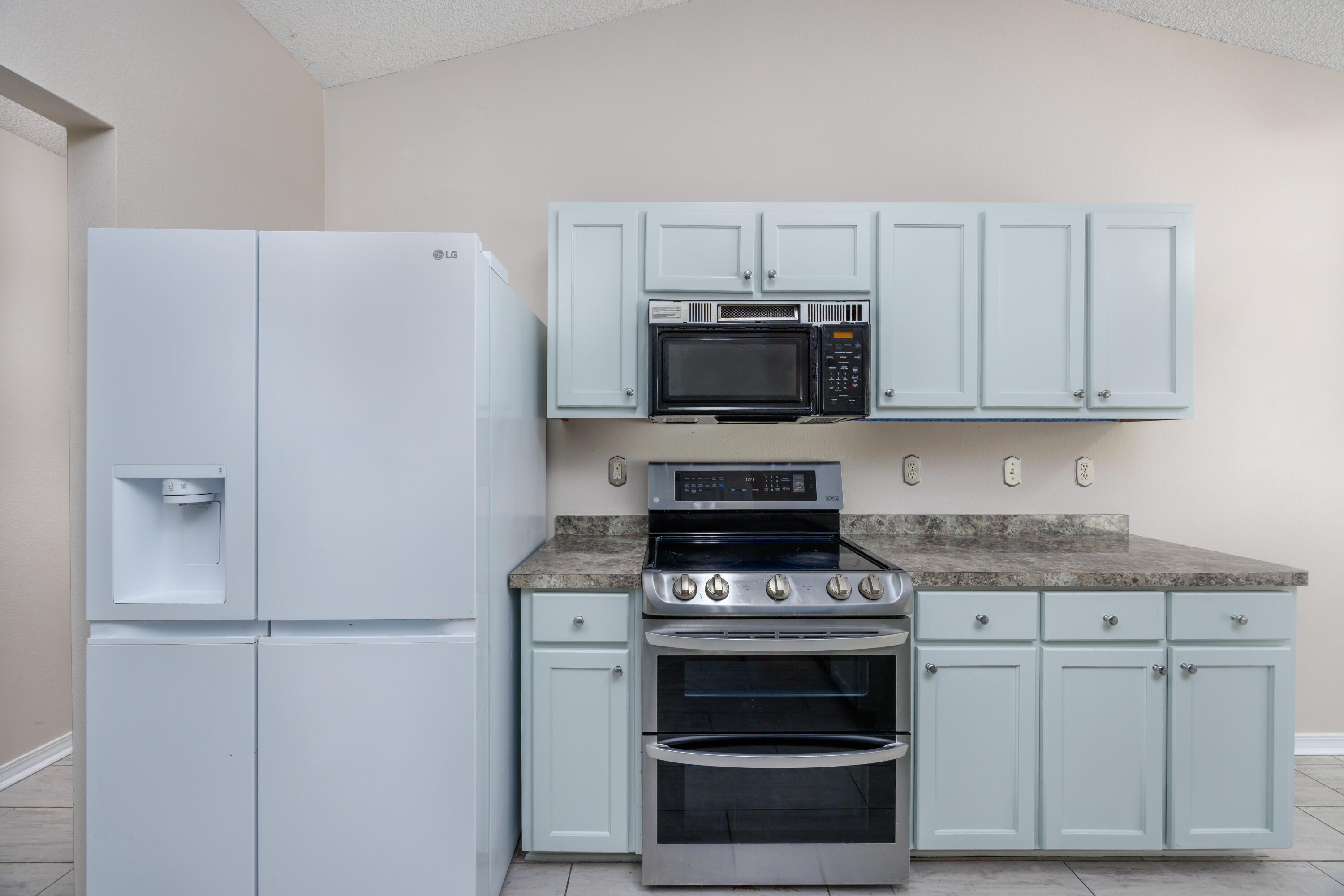 1493 Nantahala Beach Road Gulf Breeze, FL 32563 - Photo 10 of 26 1493 Nantahala Beach Rd-17