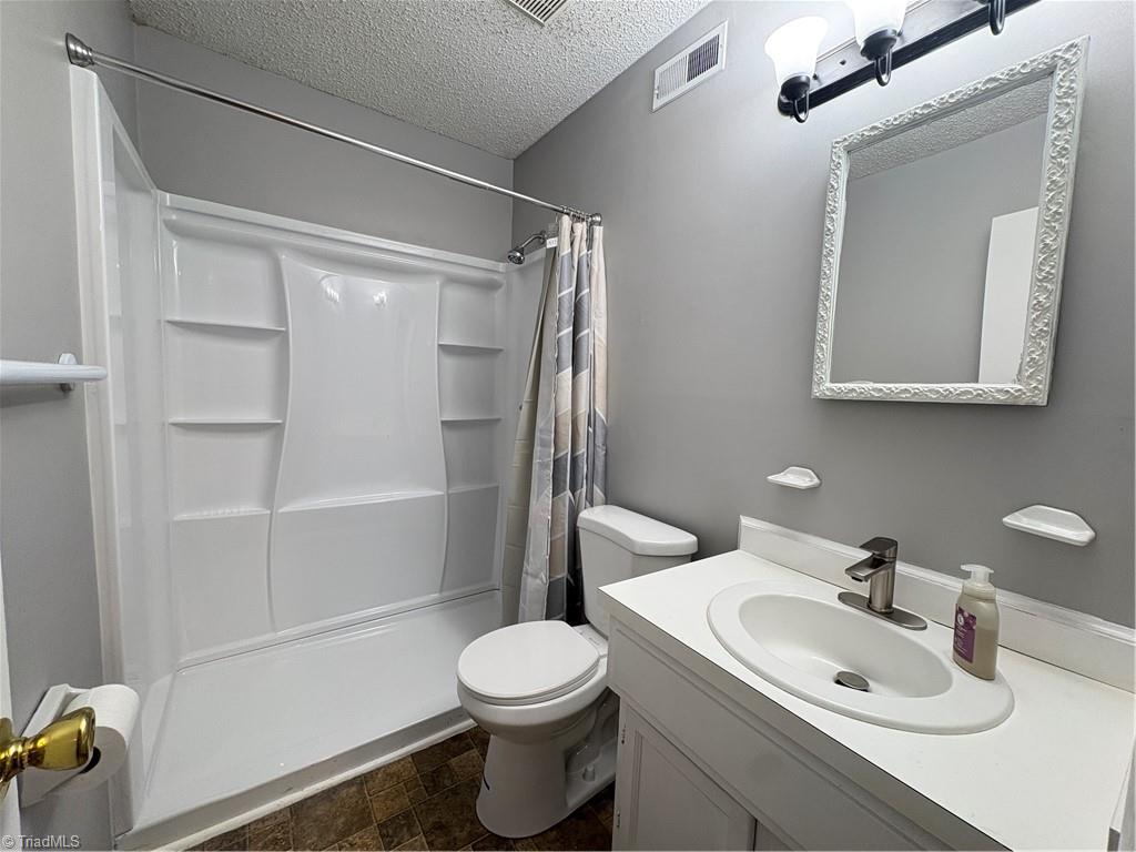 1704 North Hamilton Street High Point, NC 27262 - Photo 11 of 22