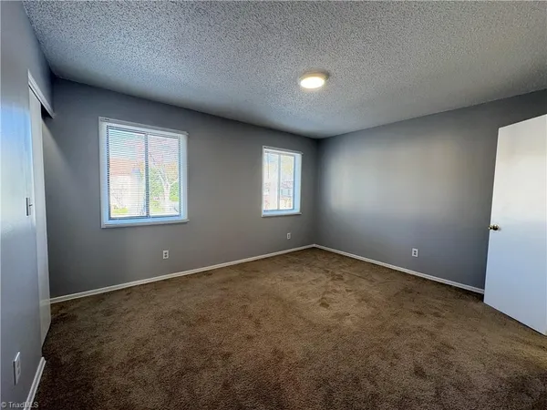 $1,499 | 1704 North Hamilton Street, High Point, NC 27262