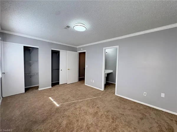 $1,499 | 1704 North Hamilton Street, High Point, NC 27262