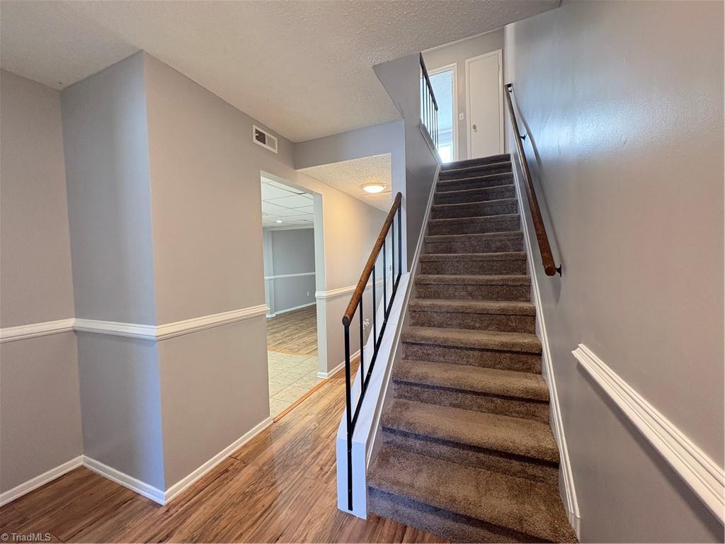 1704 North Hamilton Street High Point, NC 27262 - Photo 3 of 22