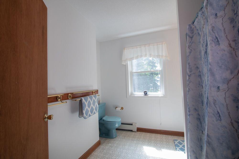 13 Juniper Road Brunswick, ME 04011 - Photo 22 of 33 Guest Bath 1