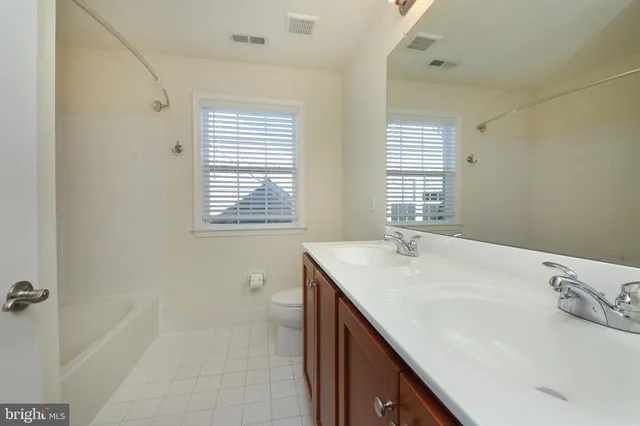 $700,000 | 454 Saddlery Drive, Perkasie, PA 18944