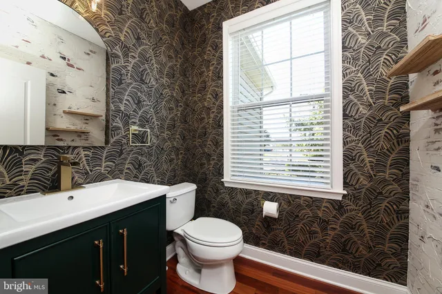 $700,000 | 454 Saddlery Drive, Perkasie, PA 18944