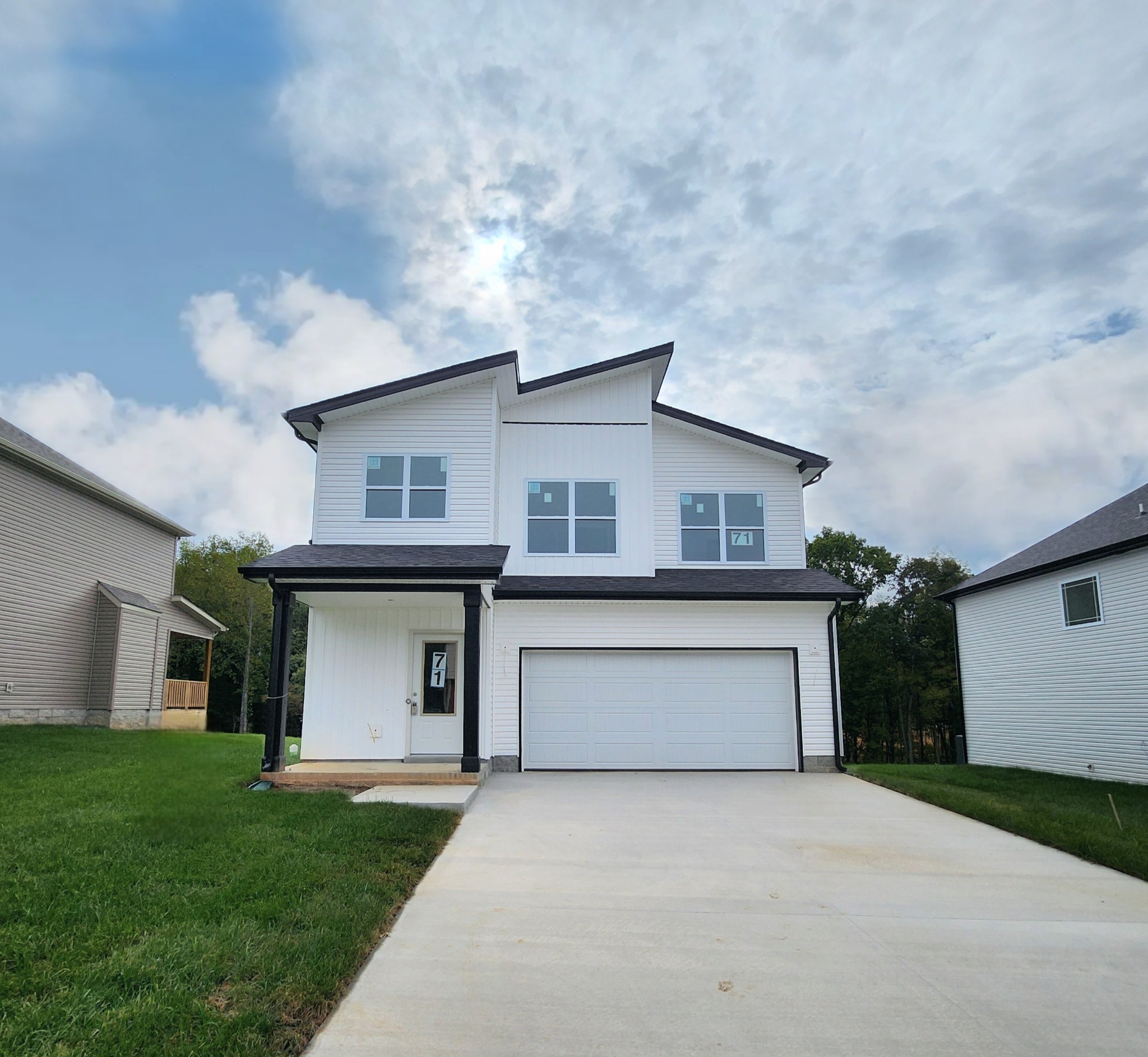 1220 Boulder Pass Road Clarksville, TN 37040 - Photo 1 of 34 Gallery Image 1