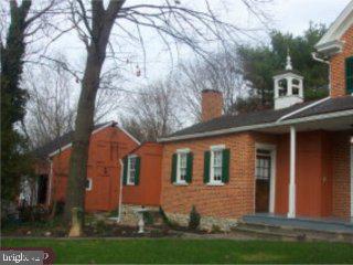 2171 Horseshoe Road Lancaster, PA 17601 - Photo 3 of 6 Gallery Image 3