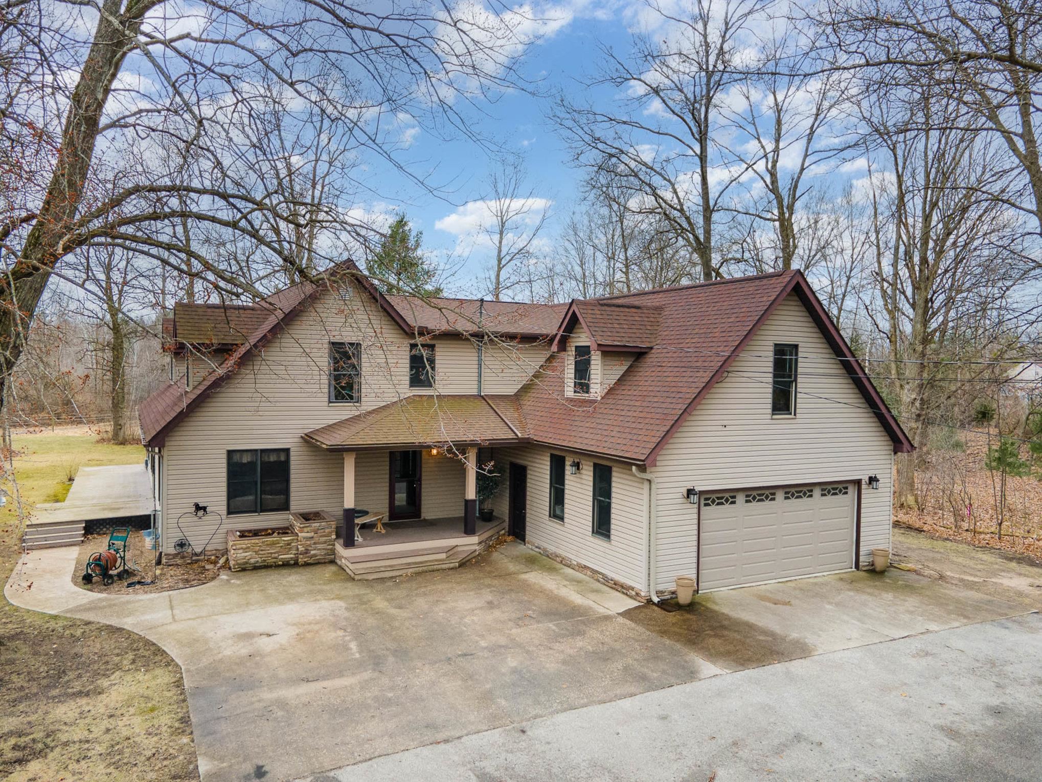 1799 North Dublin Road Midland, MI 48642 - Photo 1 of 44
