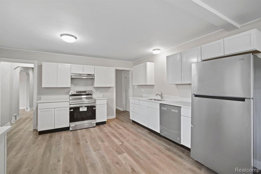 5035 Center Road Linden, MI 48451 - Photo 12 of 88