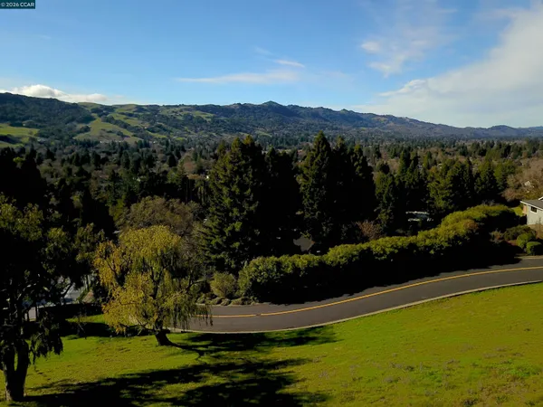 $999,000 | 336 Merrilee Place, Danville, CA 94526