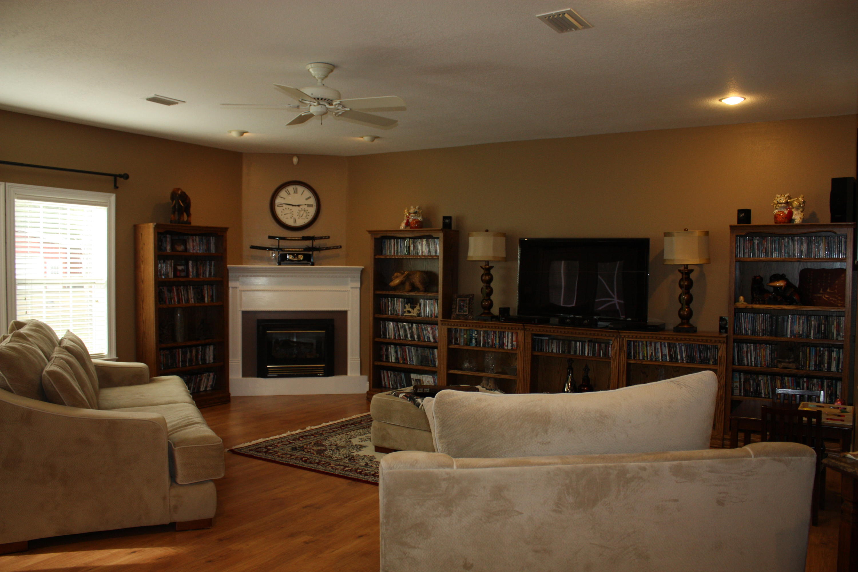 306 Steele Church Road DeFuniak Springs, FL 32435 - Photo 15 of 47 Spacious family room