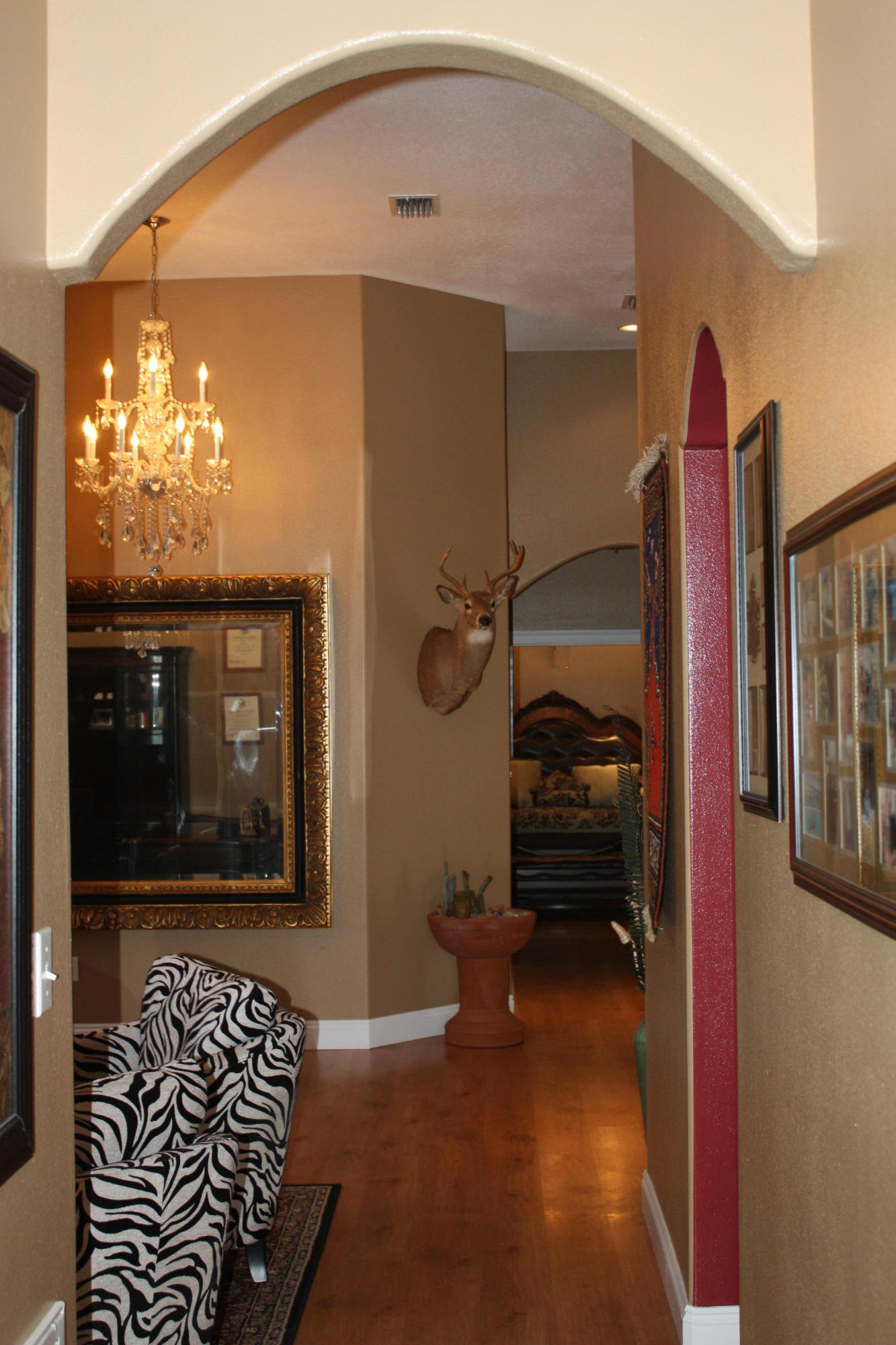 306 Steele Church Road DeFuniak Springs, FL 32435 - Photo 8 of 47 Arched hallways