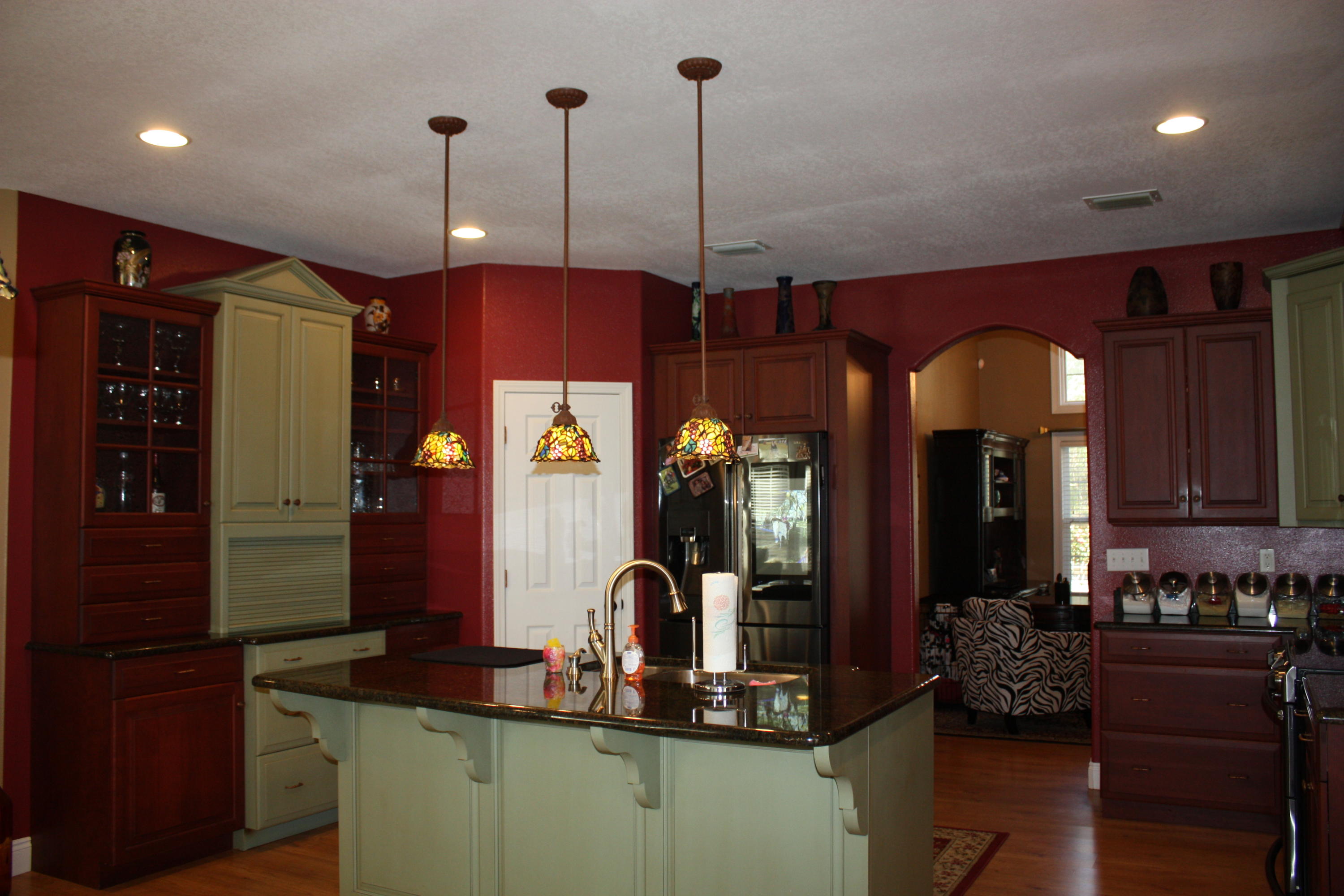 306 Steele Church Road DeFuniak Springs, FL 32435 - Photo 9 of 47 Breakfast bar
