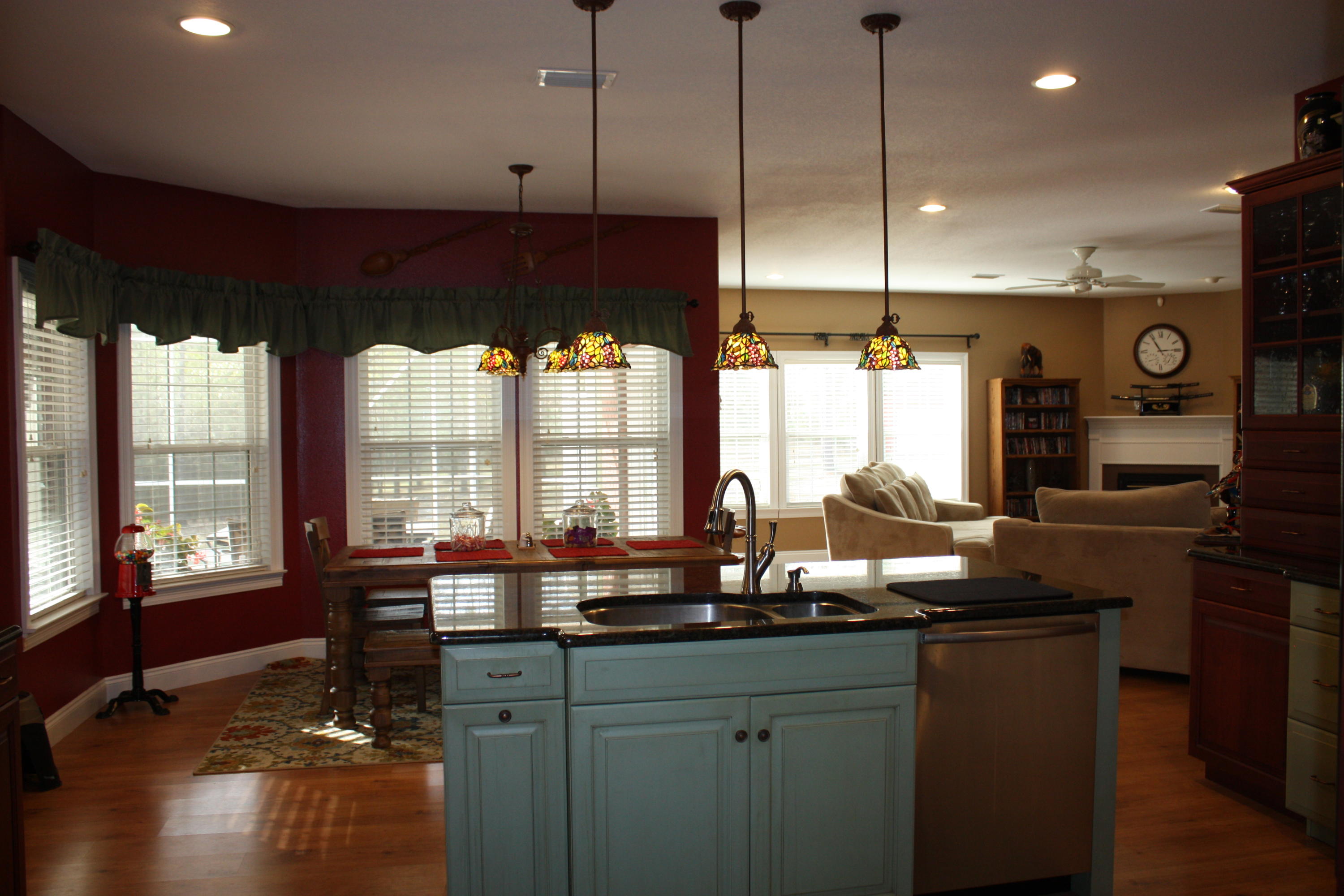 306 Steele Church Road DeFuniak Springs, FL 32435 - Photo 10 of 47 Open concept design