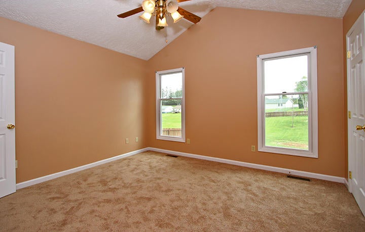 315 West Bailey Road Lewisburg, WV 24901 - Photo 8 of 26 Gallery Image 8