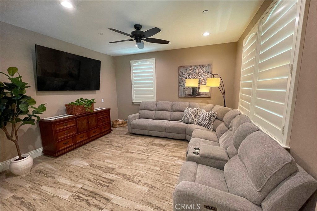 12468 Locke Circle Riverside, CA 92503 - Photo 10 of 53 Cozy Den