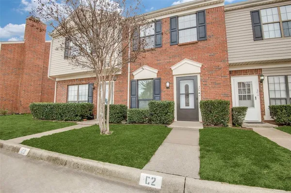 $2,340 | 202 Samuel Boulevard, Unit C2, Coppell, TX 75019