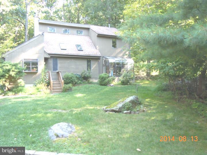 1615 Woodland Road Green Lane, PA 18054 - Photo 1 of 5 Front Yard