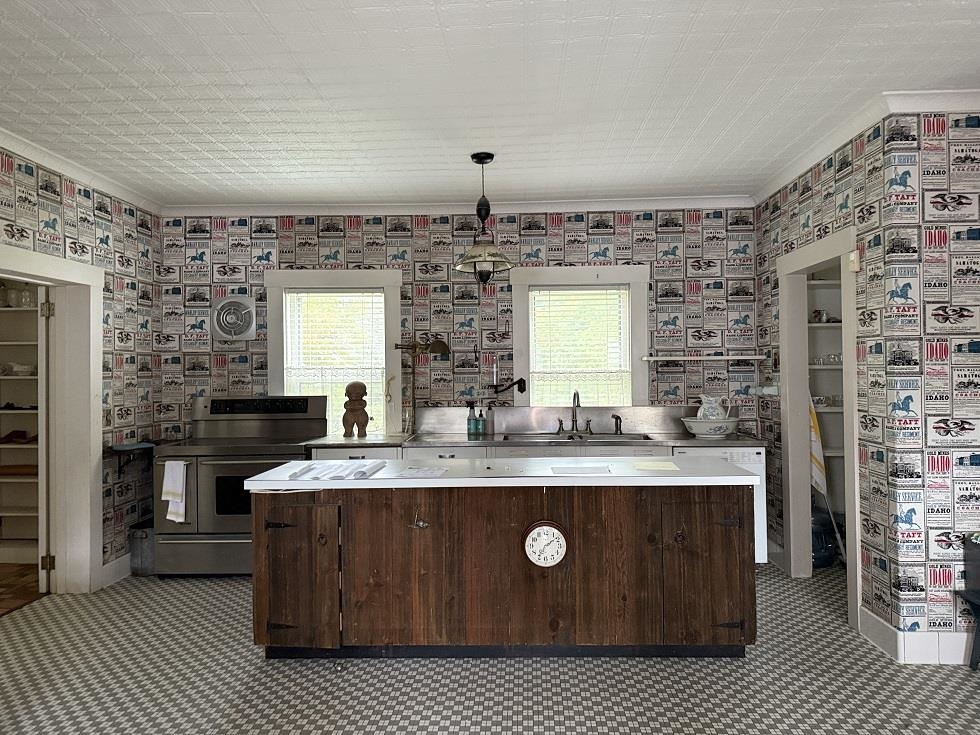 115 Bethel Mountain Road Rochester, VT 05767 - Photo 13 of 16