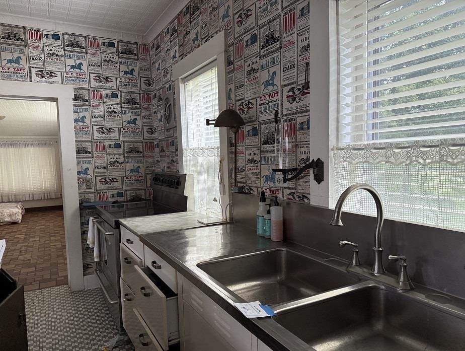 115 Bethel Mountain Road Rochester, VT 05767 - Photo 9 of 16